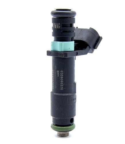 Fuel injector for - fuel, seat